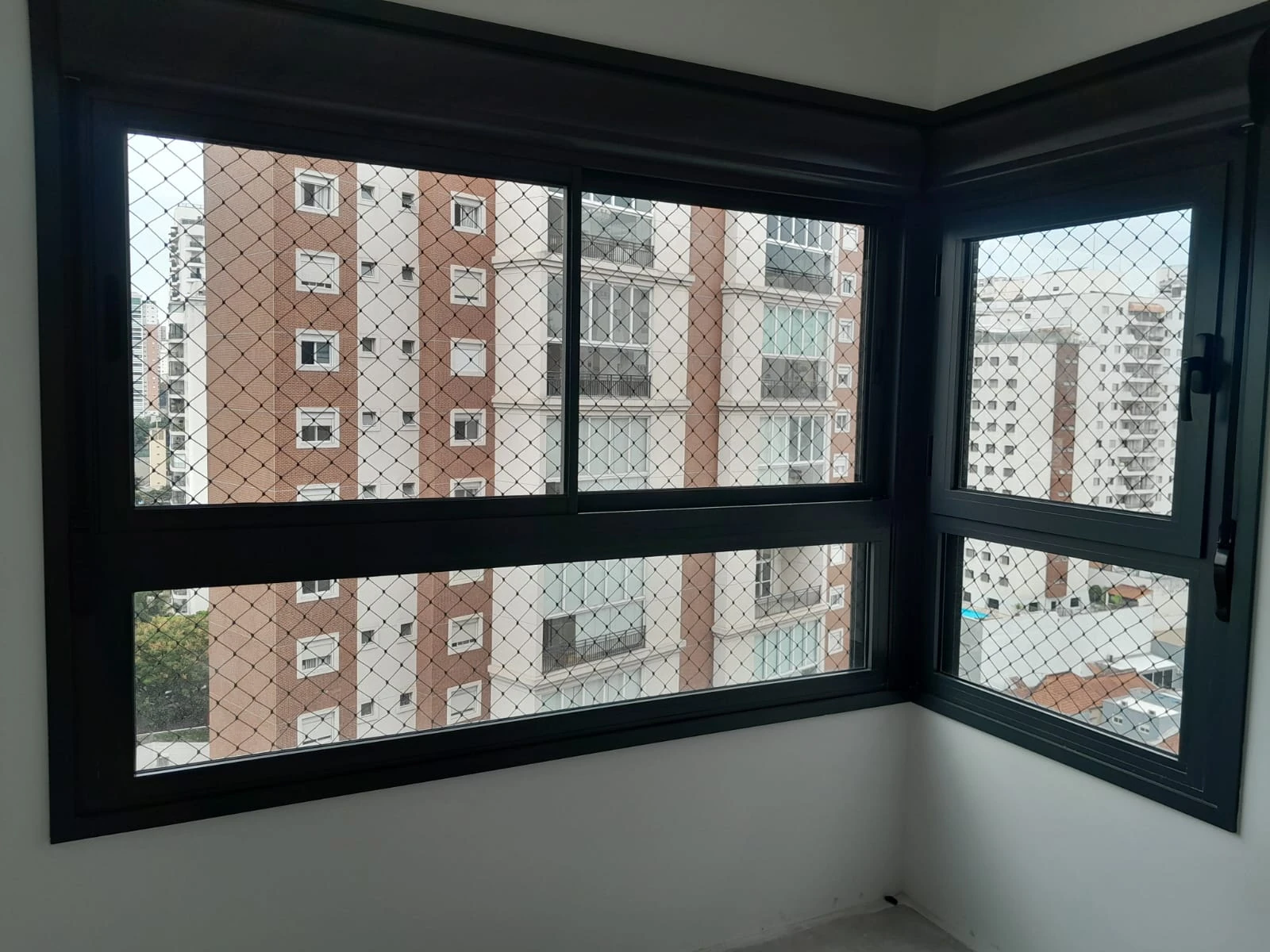 Rede de proteção para janela em Alphaville